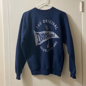 Disneyland Pennant Sweatshirt! OPEN TO OFFERS:)